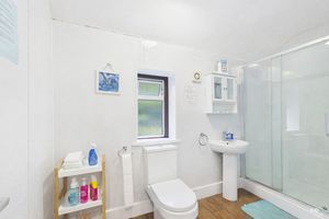 Photo 16- click for photo gallery